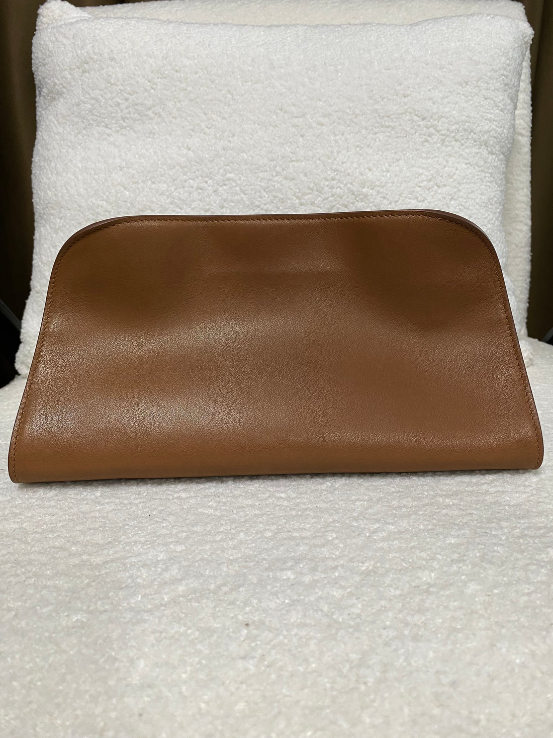 Brown leather shoulder bag back view