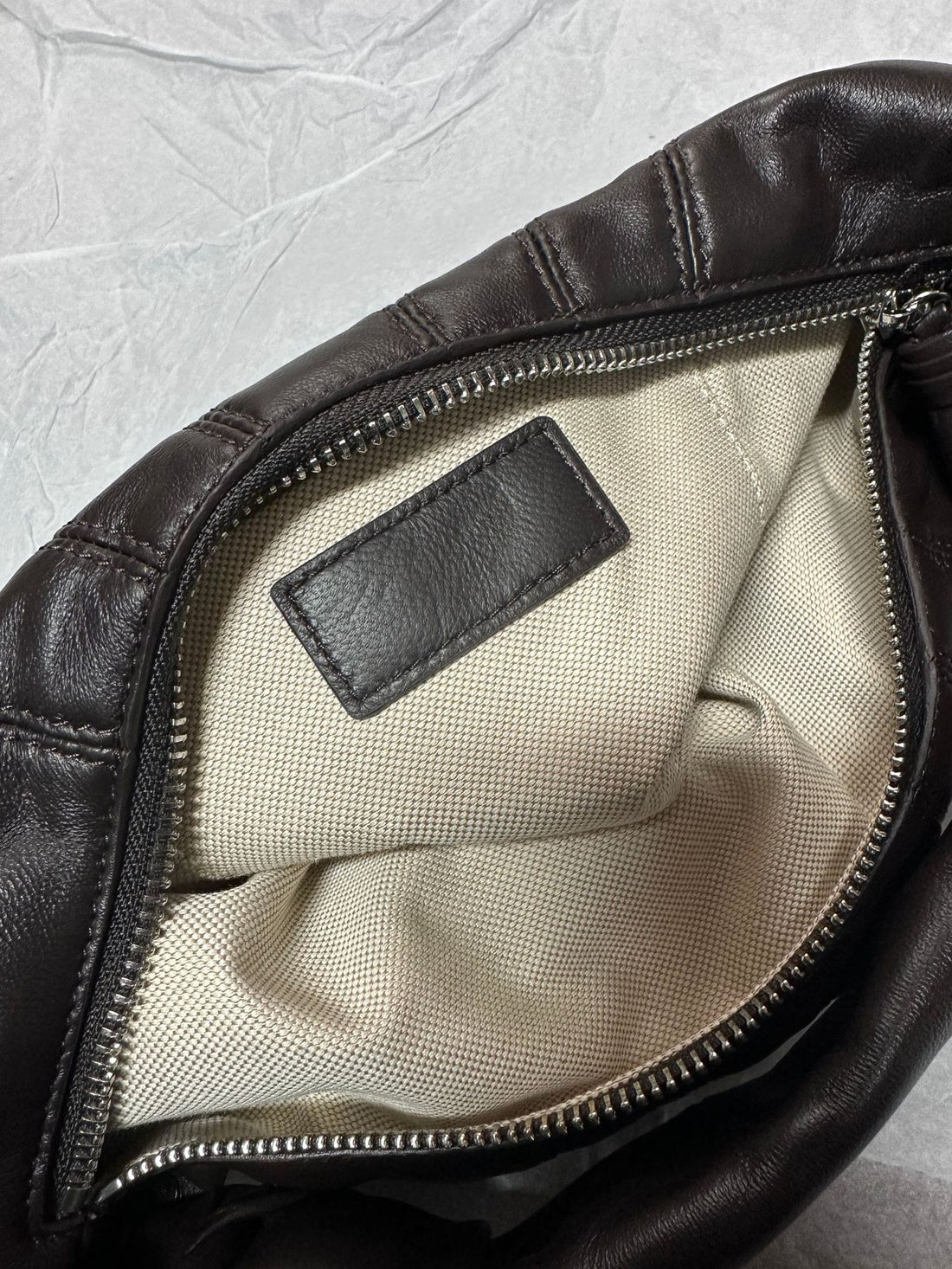 Logo-free genuine sheepskin croissant bag handmade