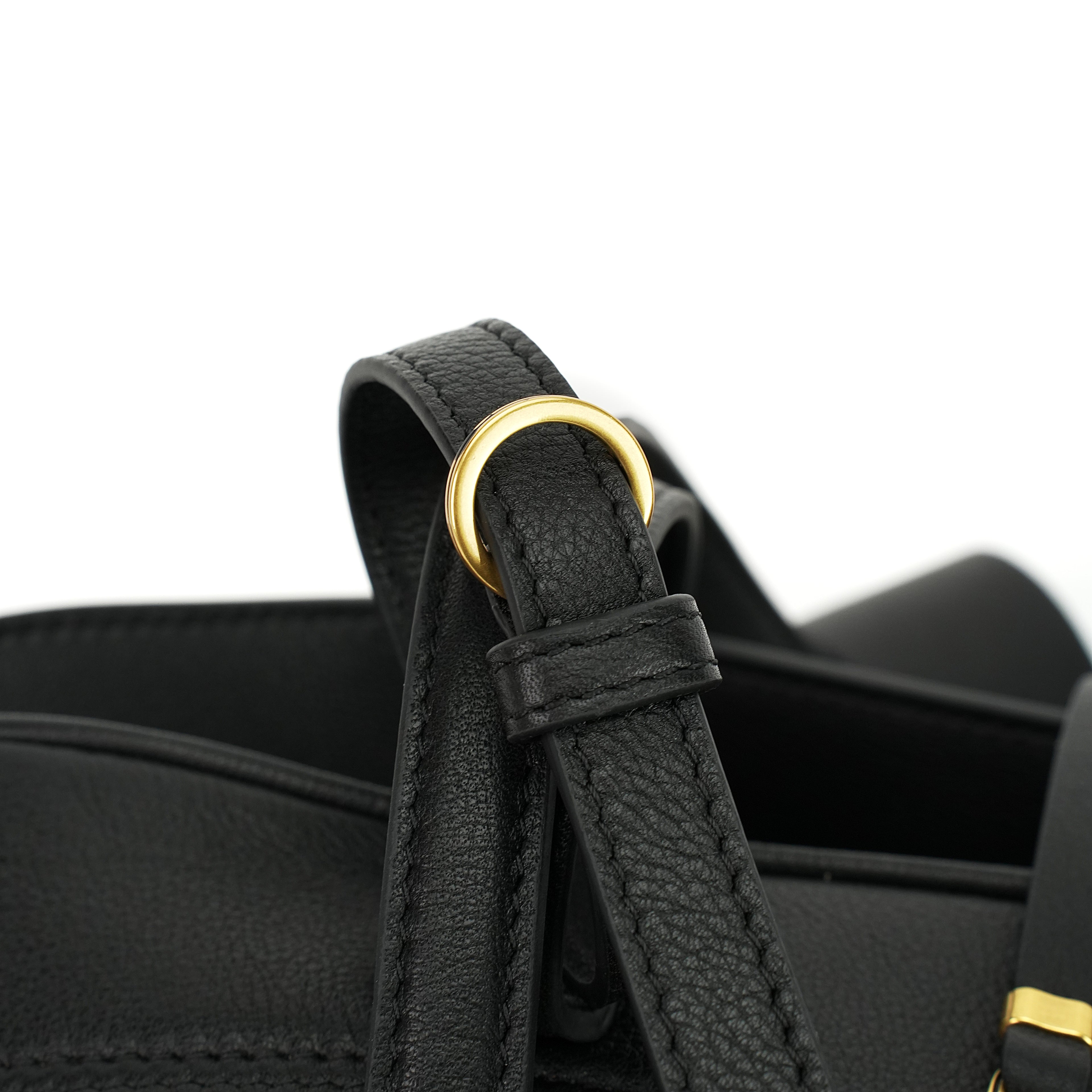 Top Layer Cowhide Commute Bag Under Arm Bowling Bag