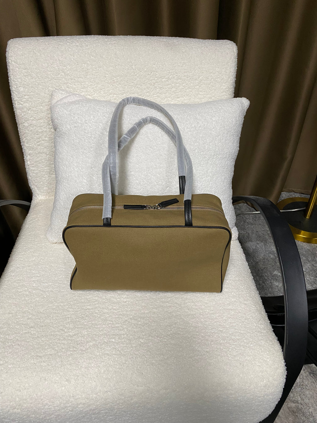 Canvas & Lambskin Minimalist Lightweight Commuter Tote