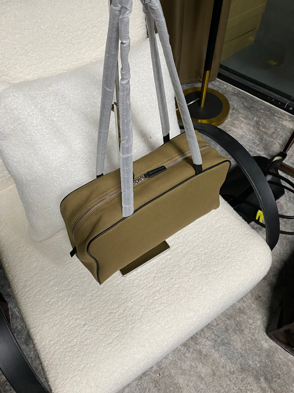 Canvas & Lambskin Minimalist Lightweight Commuter Tote