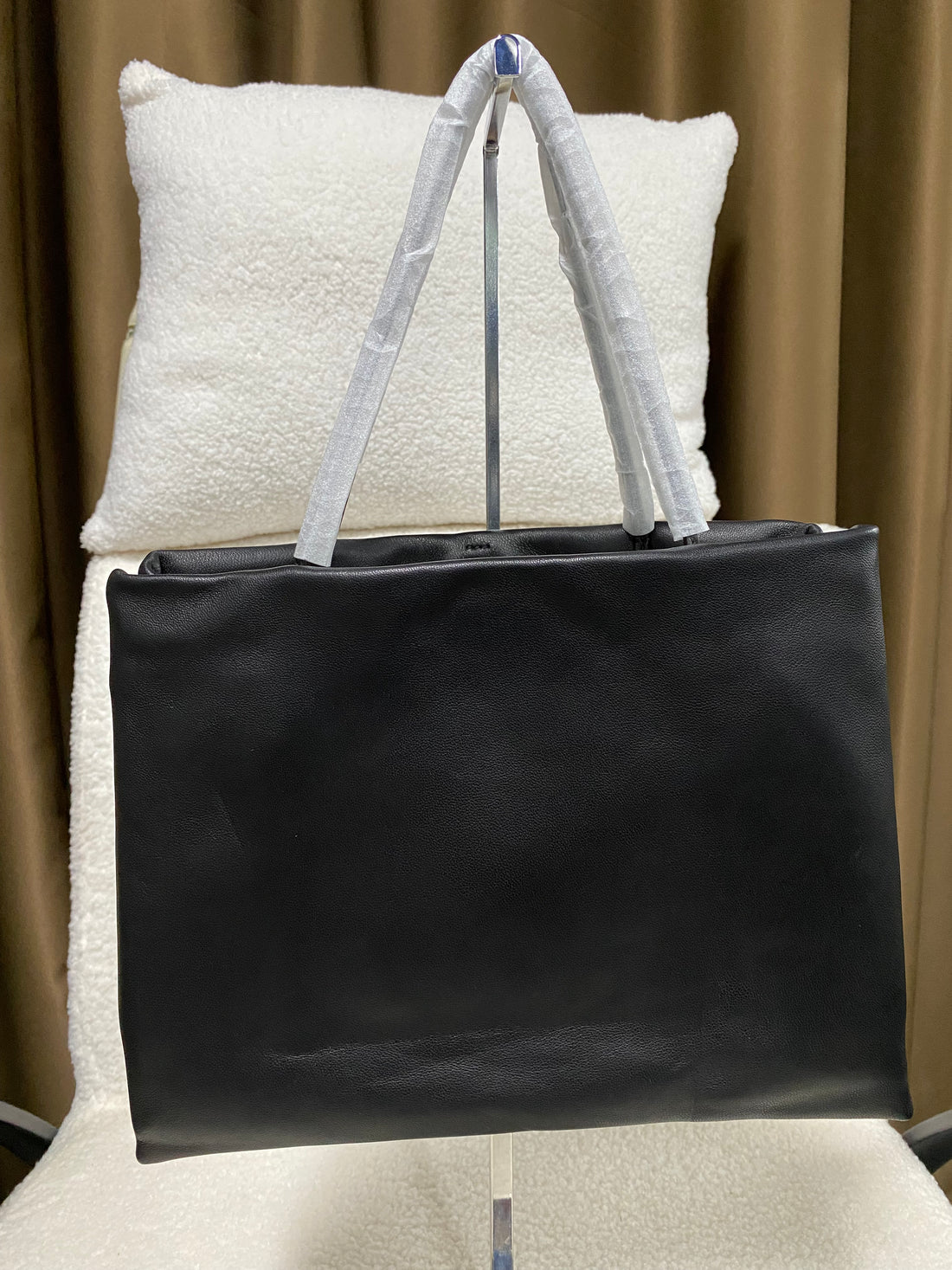 Elegant olive green leather luxury bag