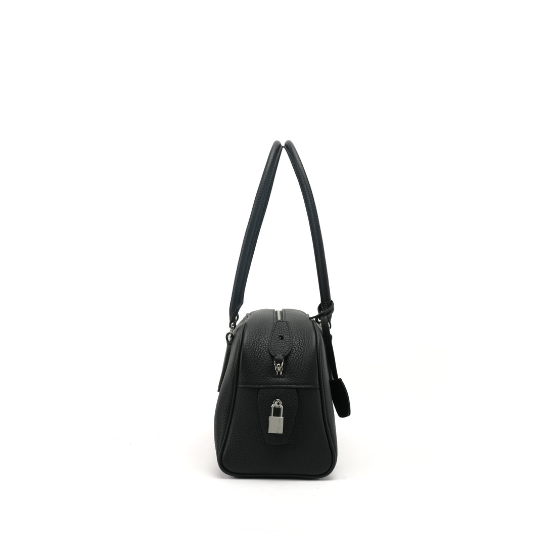Elegant pebbled leather luxury bag