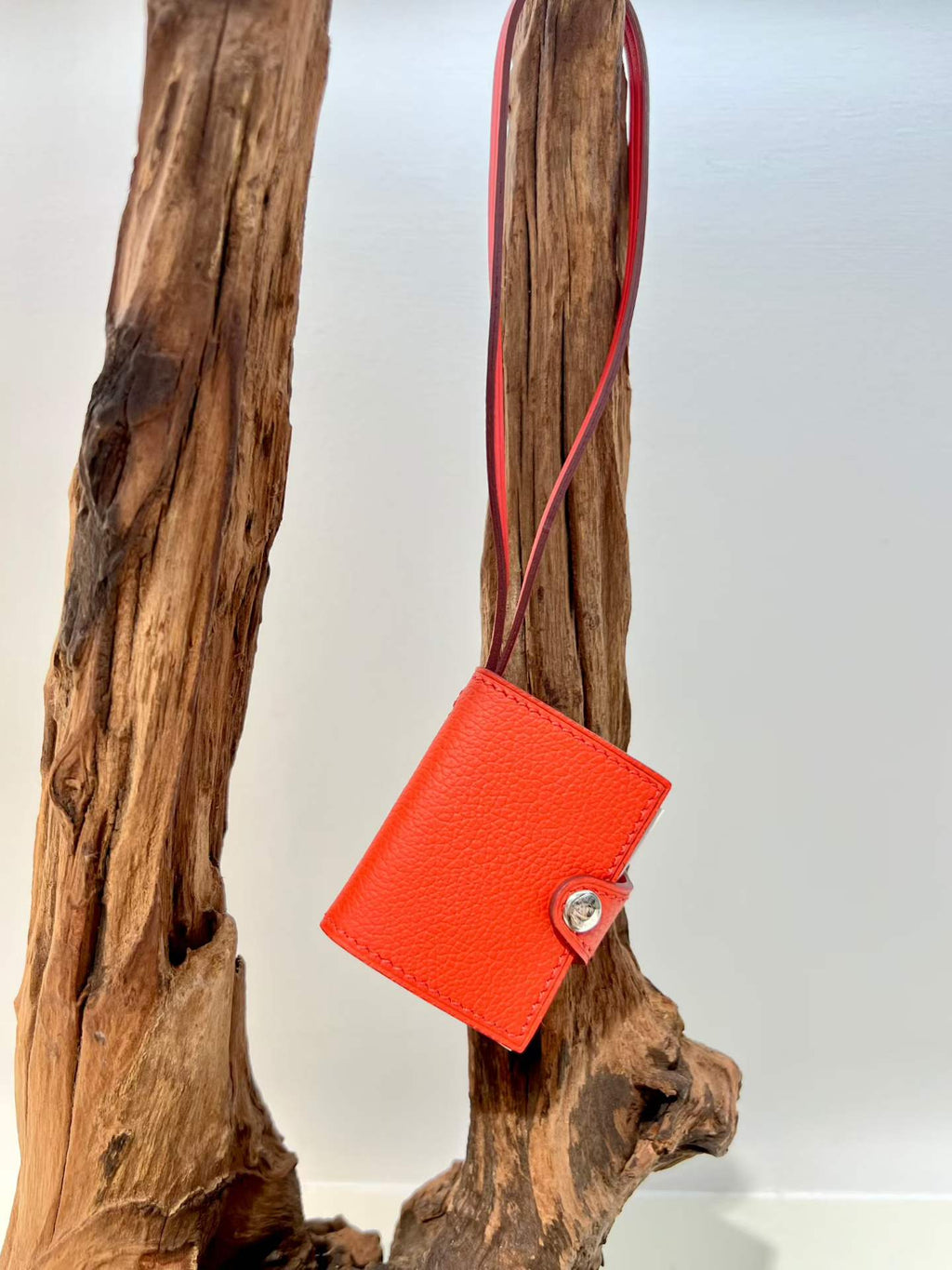Red hand-stitched first-layer leather mini notebook bag charm